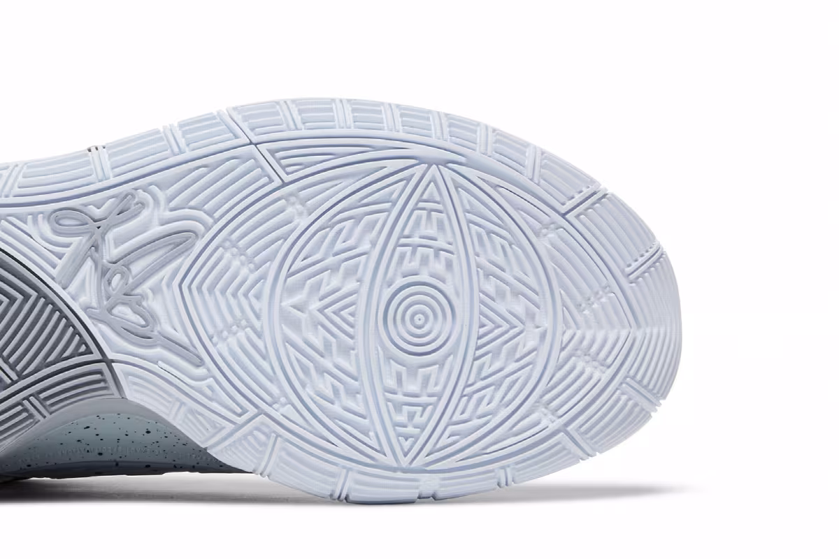 Nike Kyrie 6 Team Black Wolf Grey, view 6