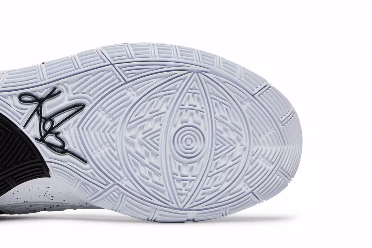 Nike Kyrie 6 Team Black White, view 6