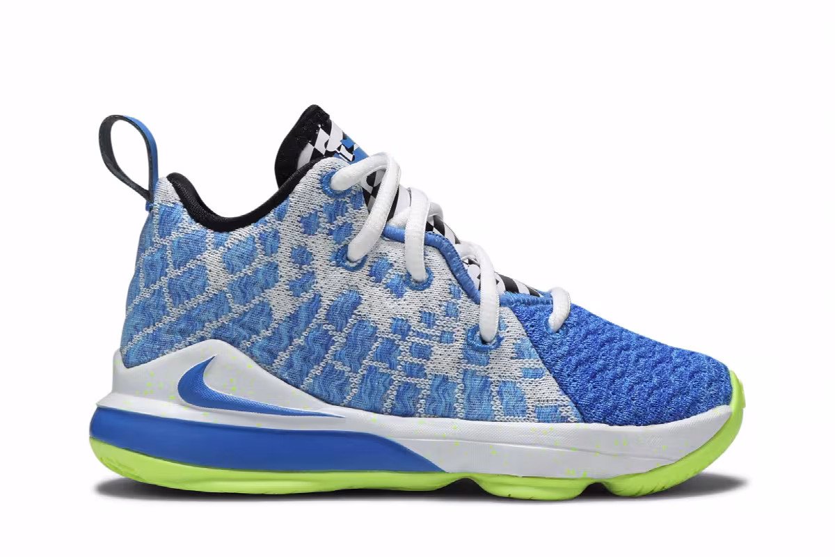 Nike LeBron 17 PS Sprite, view 2