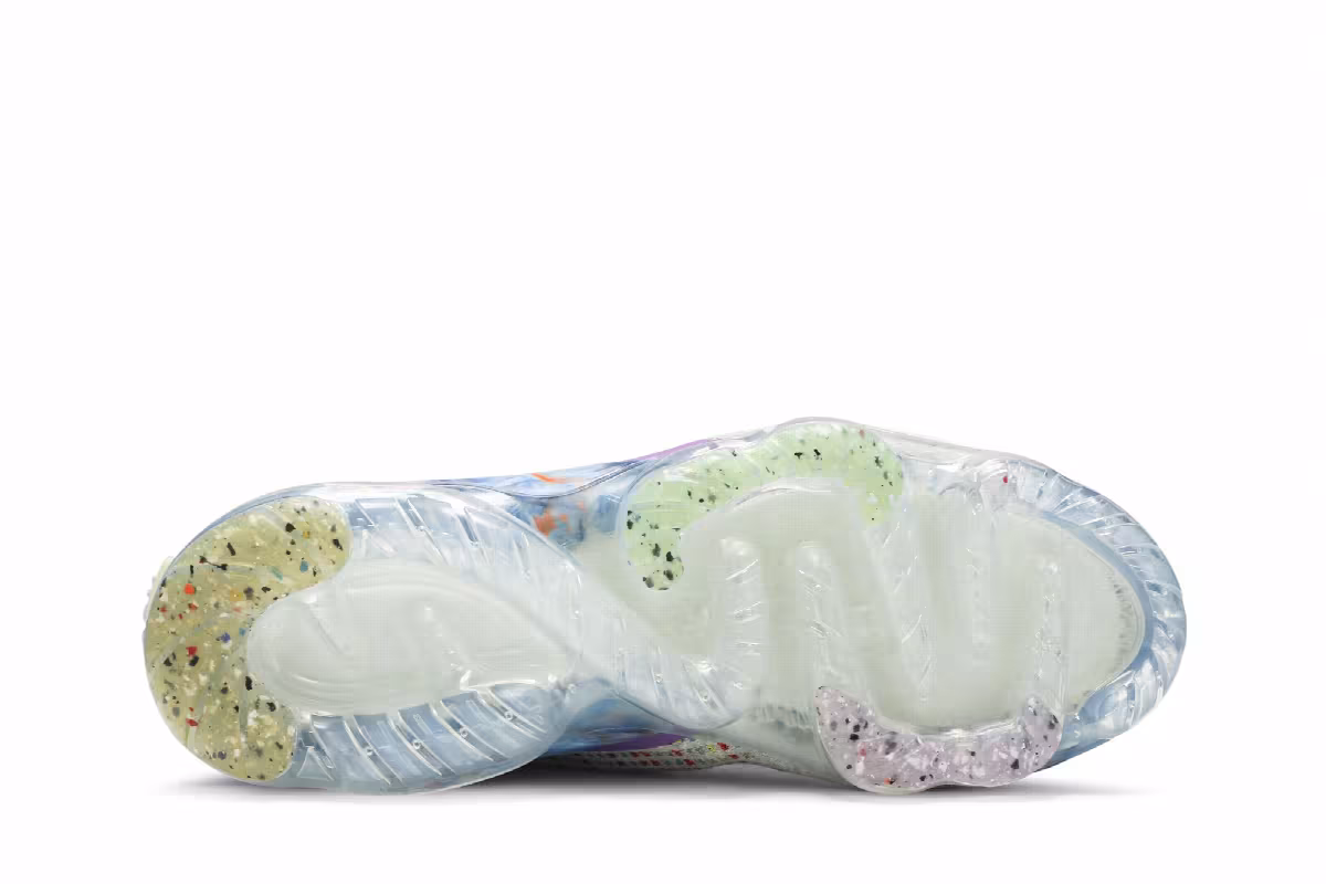 Nike Women's Air VaporMax 2020 Flyknit Multi-Color, view 5