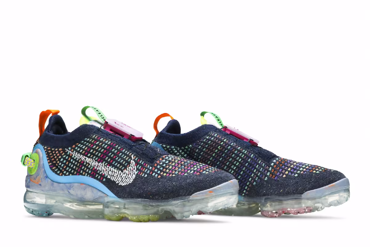 Nike Women's Air VaporMax 2020 Flyknit Deep Royal Blue Multi, view 9