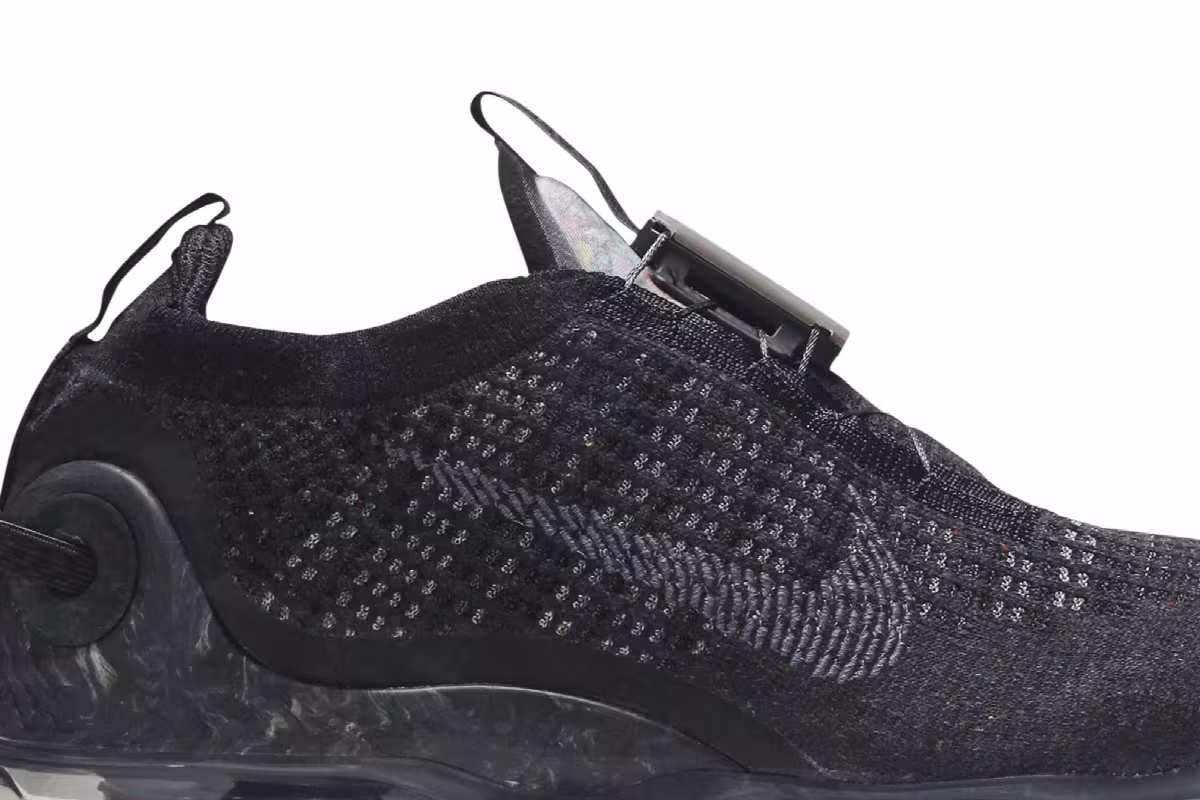 Nike Air VaporMax 2020 Flyknit Dark Grey, view 3