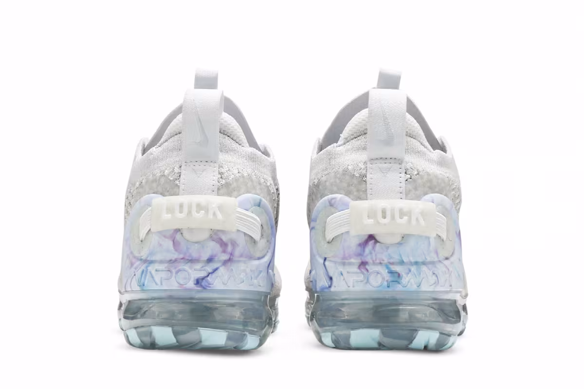 Nike Women's Air VaporMax 2020 Flyknit Summit White, view 7