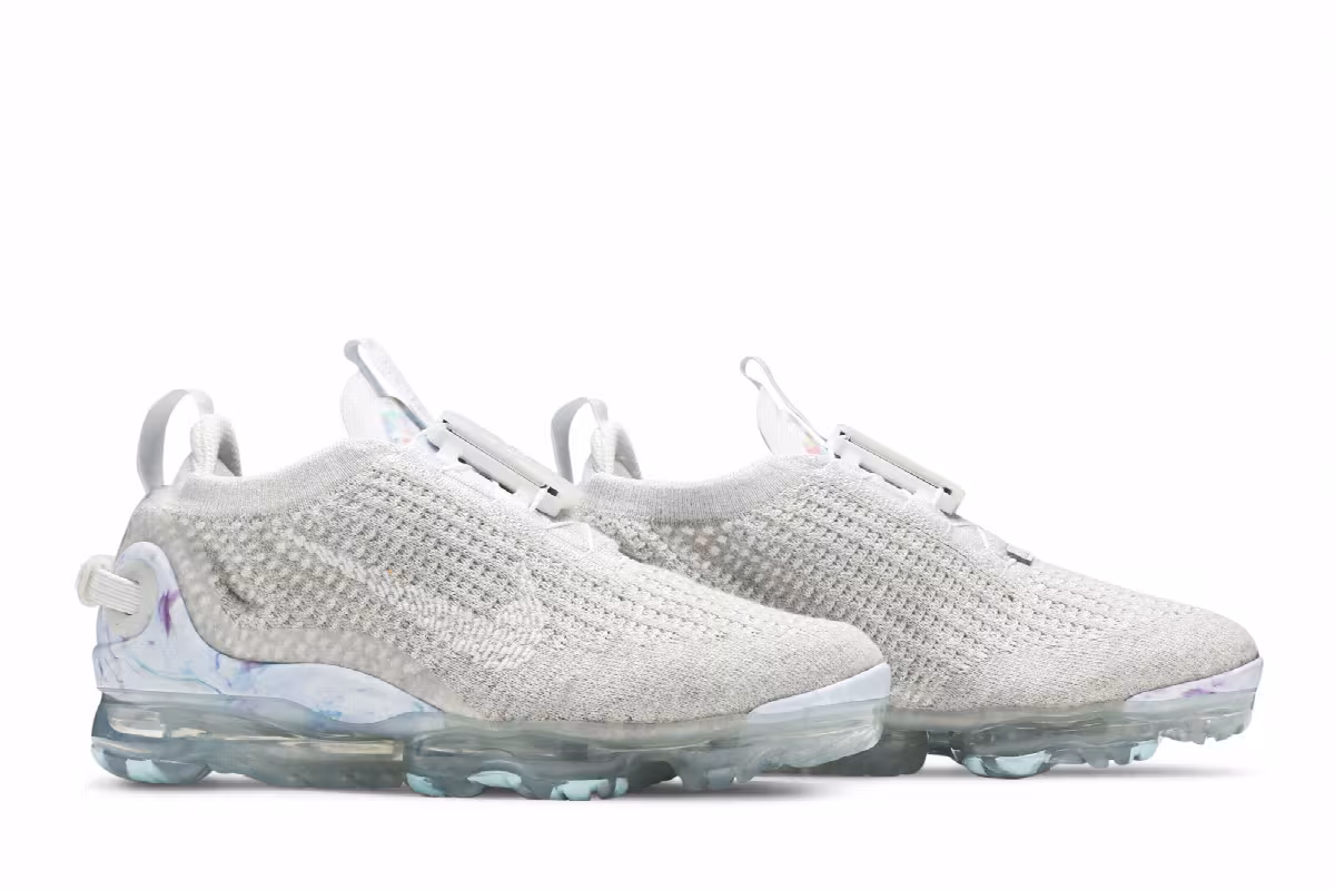Nike Women's Air VaporMax 2020 Flyknit Summit White, view 9