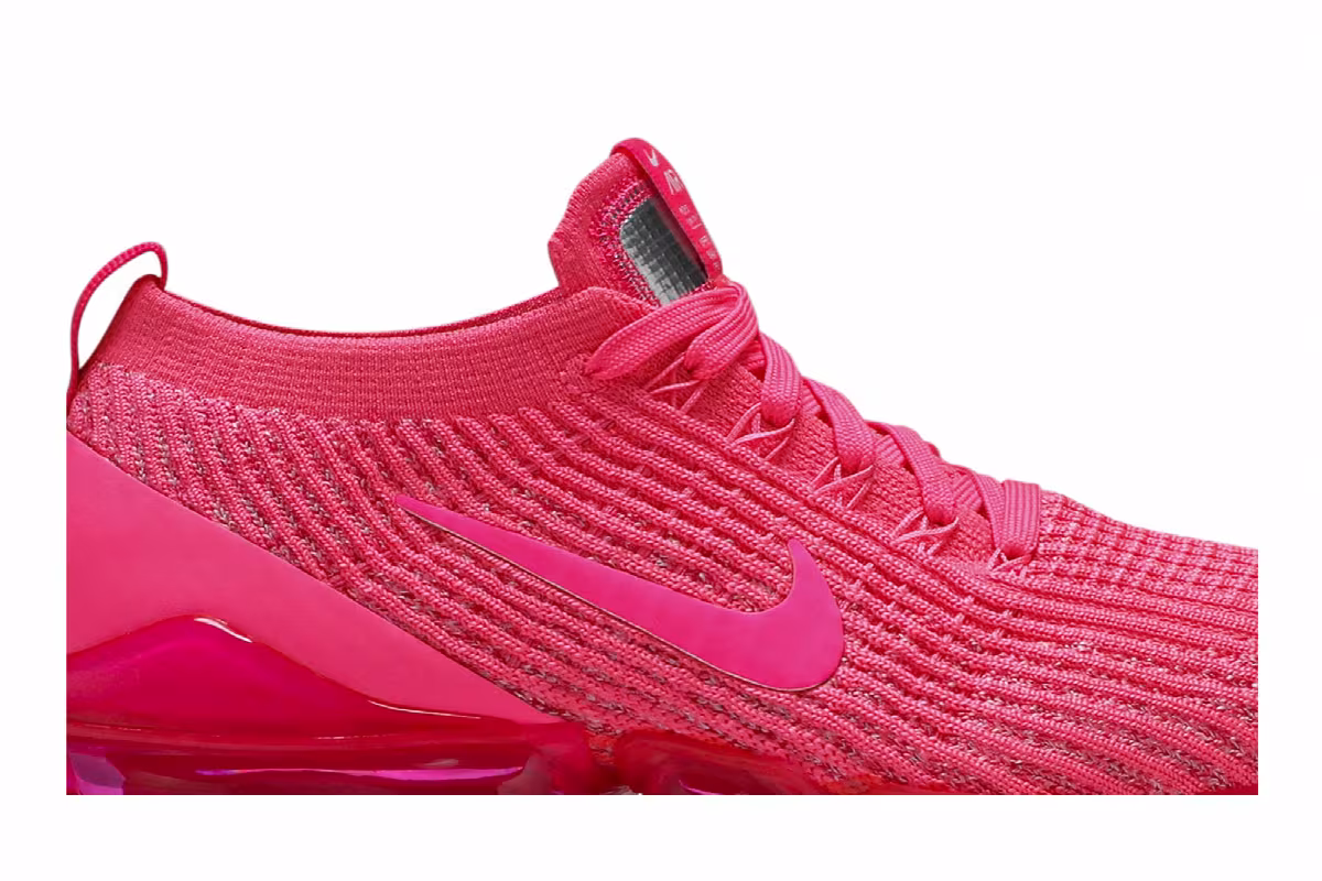 Nike Women's Air VaporMax Flyknit 3 Pink, view 3