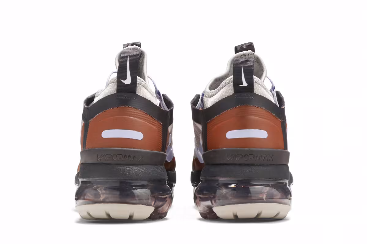 Nike Women's Air VaporMax 2019 Cinnamon, view 7