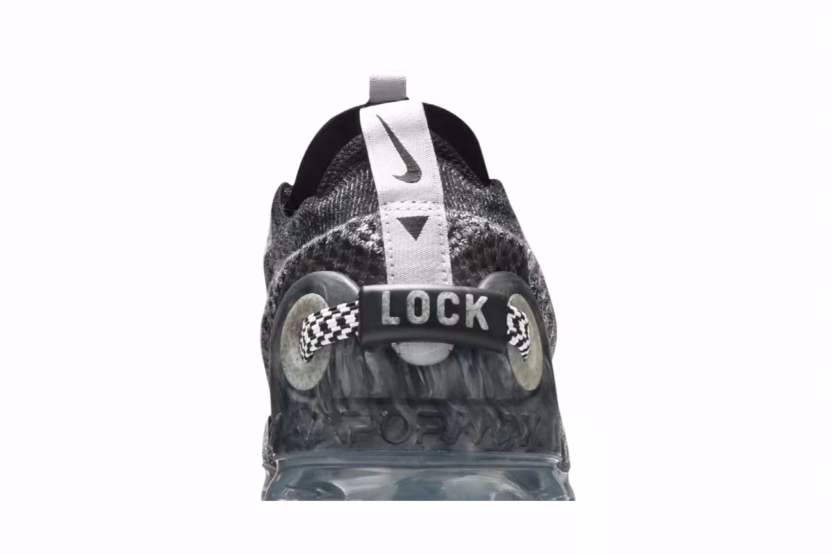 Nike Women's Air Vapormax 2020 Flyknit Oreo, view 8