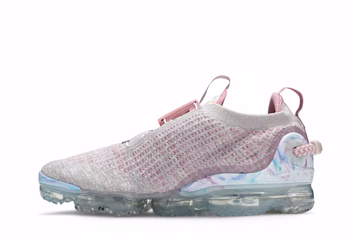 Nike Women's Air VaporMax 2020 Flyknit Light Arctic Pink, view 4
