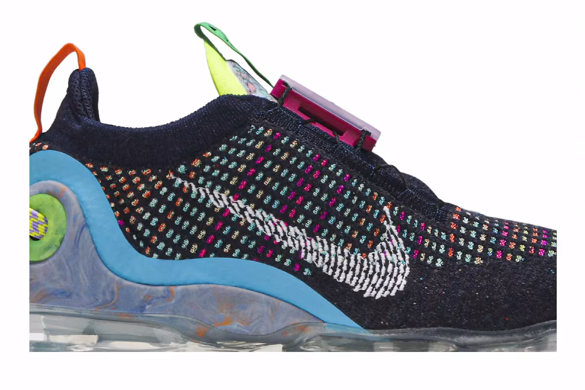 Nike Air VaporMax 2020 Flyknit Deep Royal Blue Multi, view 3