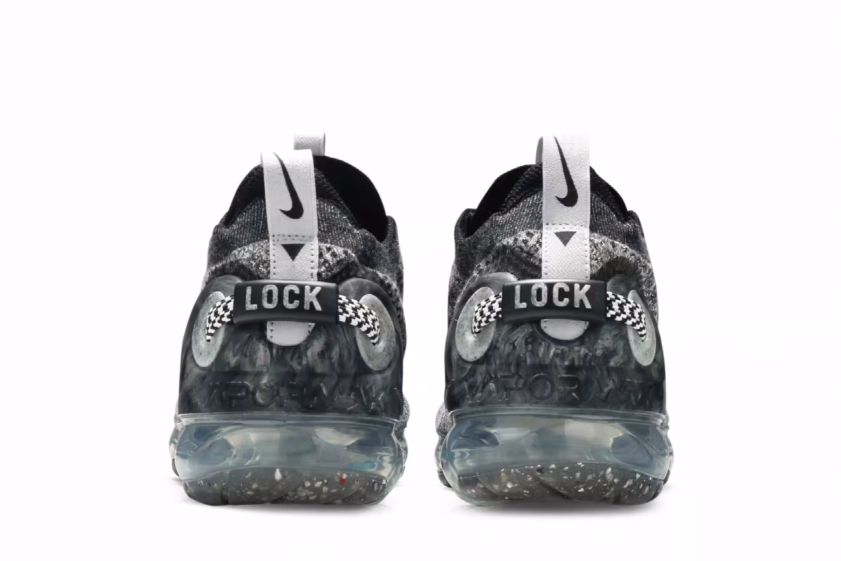 Nike Air VaporMax 2020 Flyknit Oreo, view 7
