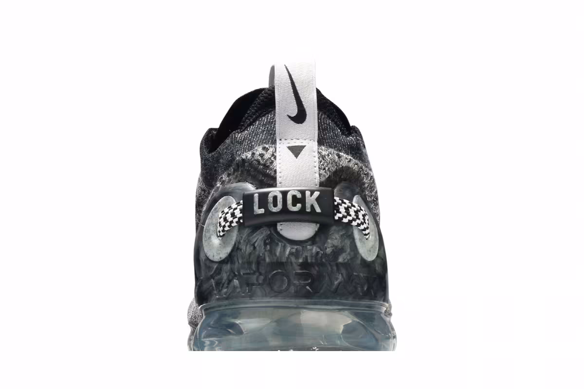 Nike Air VaporMax 2020 Flyknit Oreo, view 8