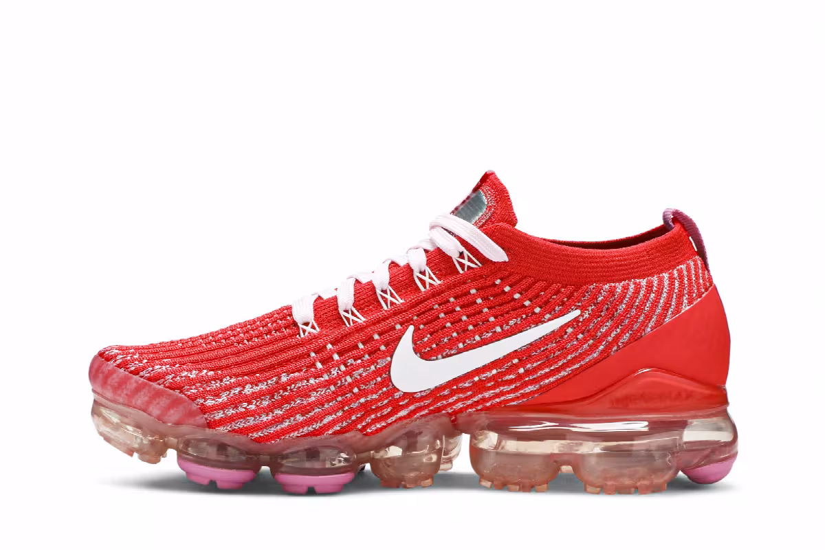 Nike Women's Air VaporMax Flyknit 3 Track Red, view 4