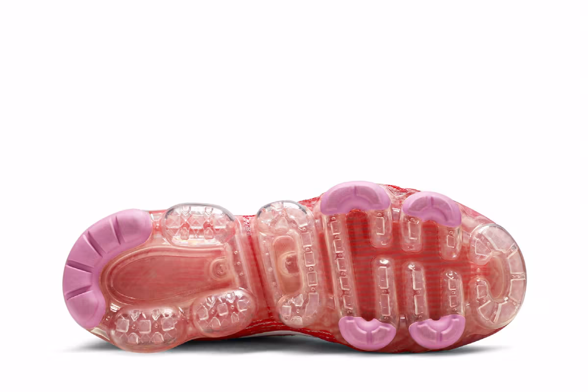 Nike Women's Air VaporMax Flyknit 3 Track Red, view 5