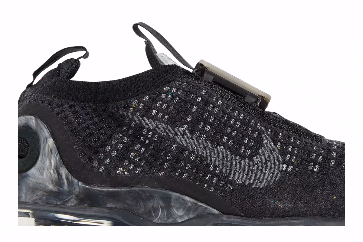 Nike Air VaporMax 2020 Flyknit GS Dark Grey, view 3