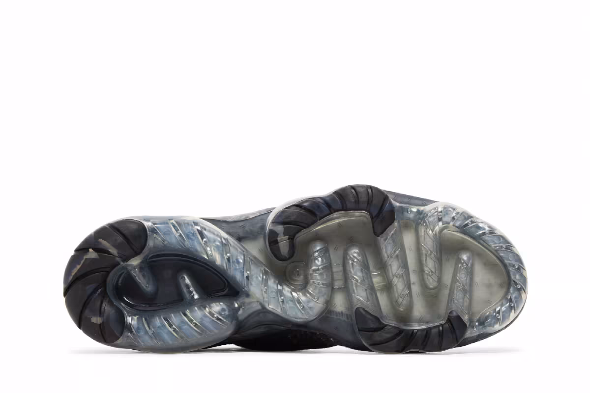 Nike Air VaporMax 2020 Flyknit GS Dark Grey, view 5
