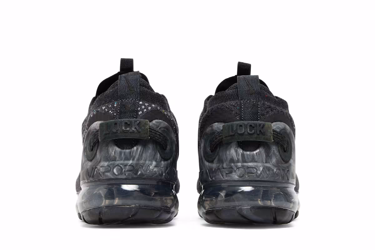 Nike Air VaporMax 2020 Flyknit GS Dark Grey, view 7
