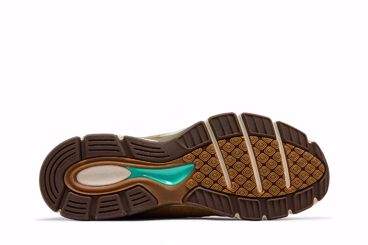 CNCPTS x New Balance 990v4 Made in USA Patina, view 5