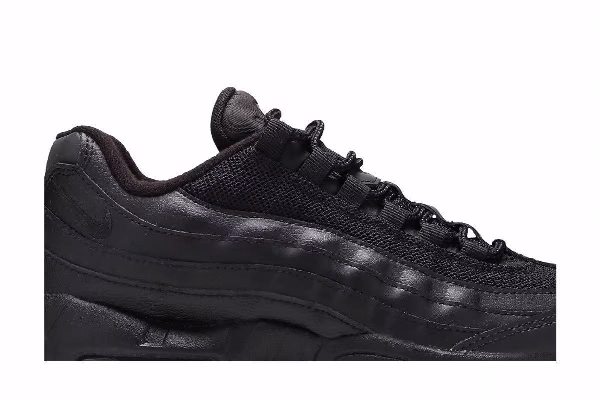 Nike Air Max 95 Recraft GS Triple Black, view 3