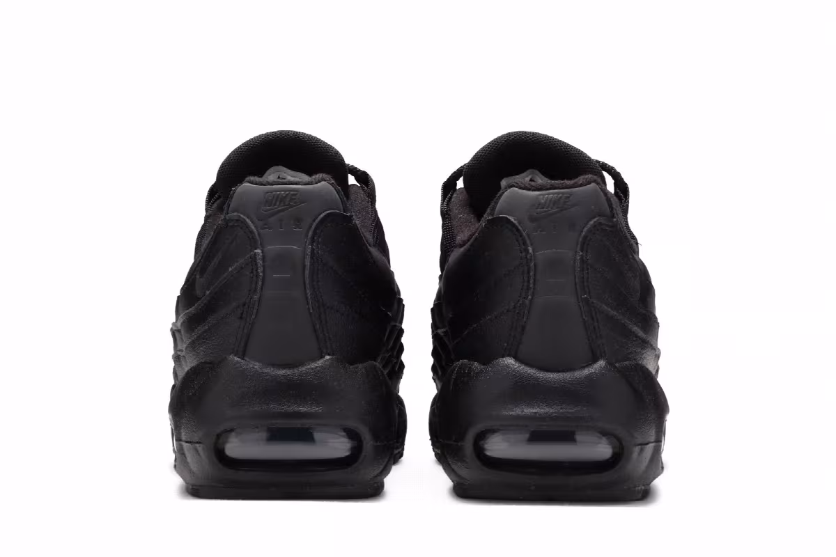 Nike Air Max 95 Recraft GS Triple Black, view 7