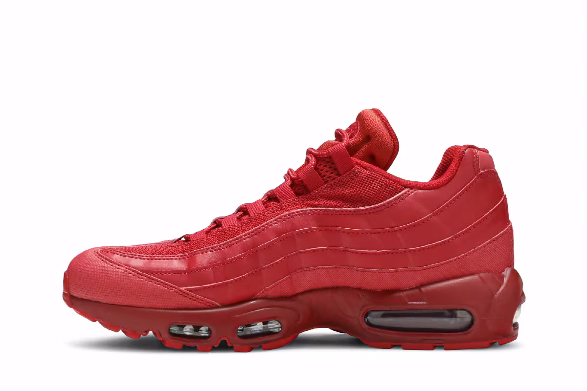 Nike Air Max 95 Triple Red, view 4