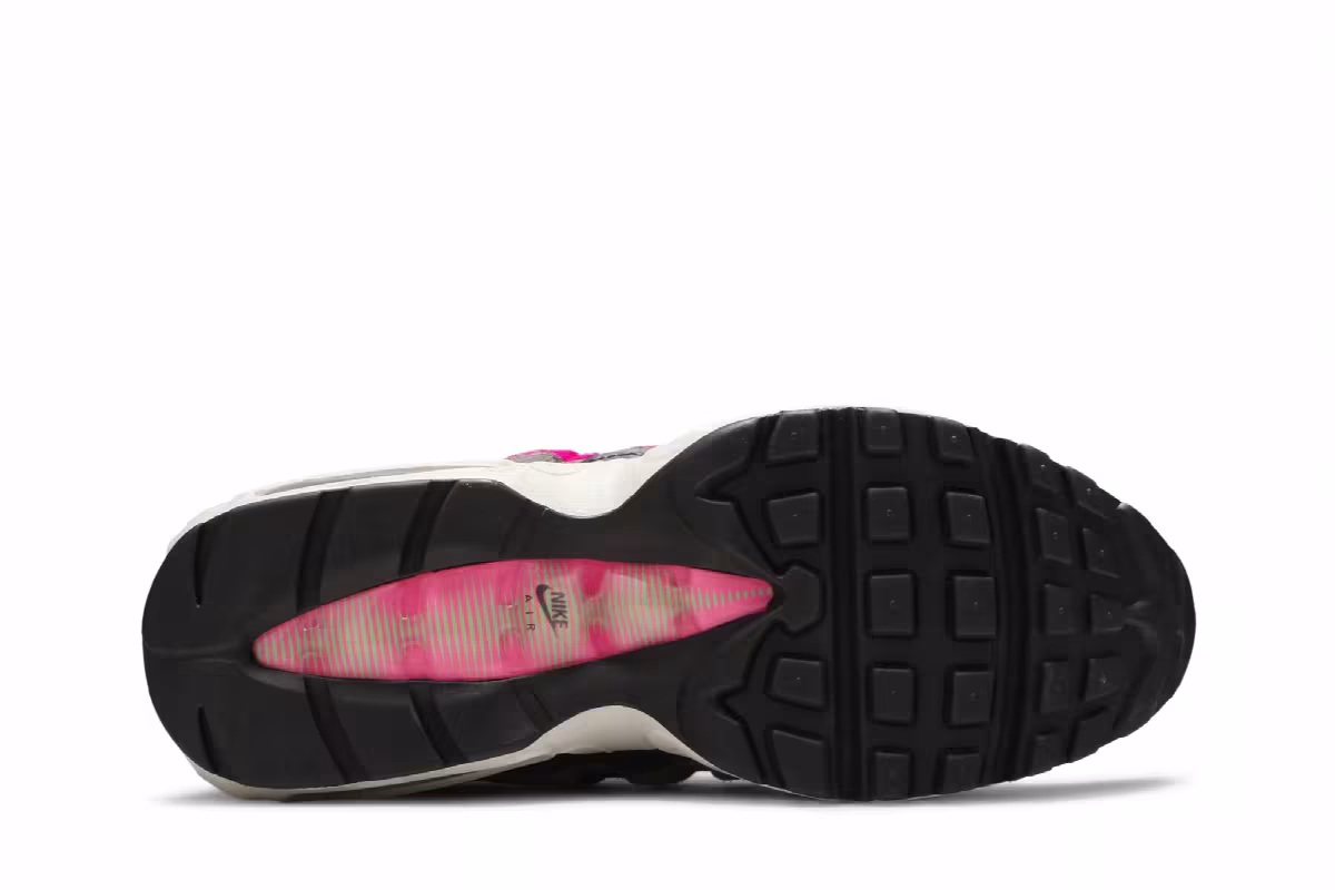 Nike Women's Air Max 95 Premium Animal Floral Prints, view 5
