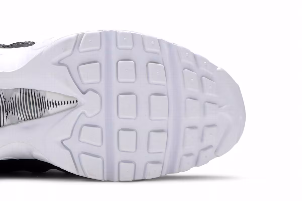 Nike Air Max 95 Ying Yang Pack - Black, view 6