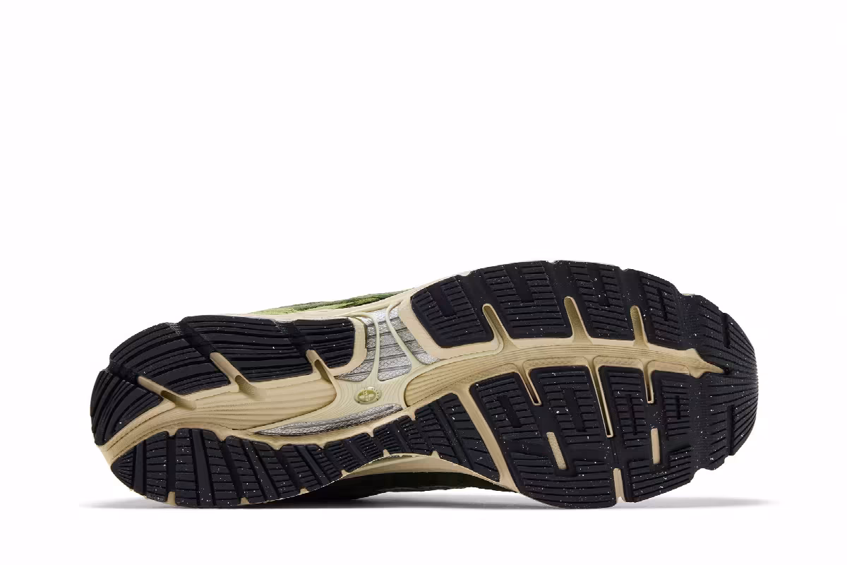 Kith x New Balance 2011 Leaf Green, view 5