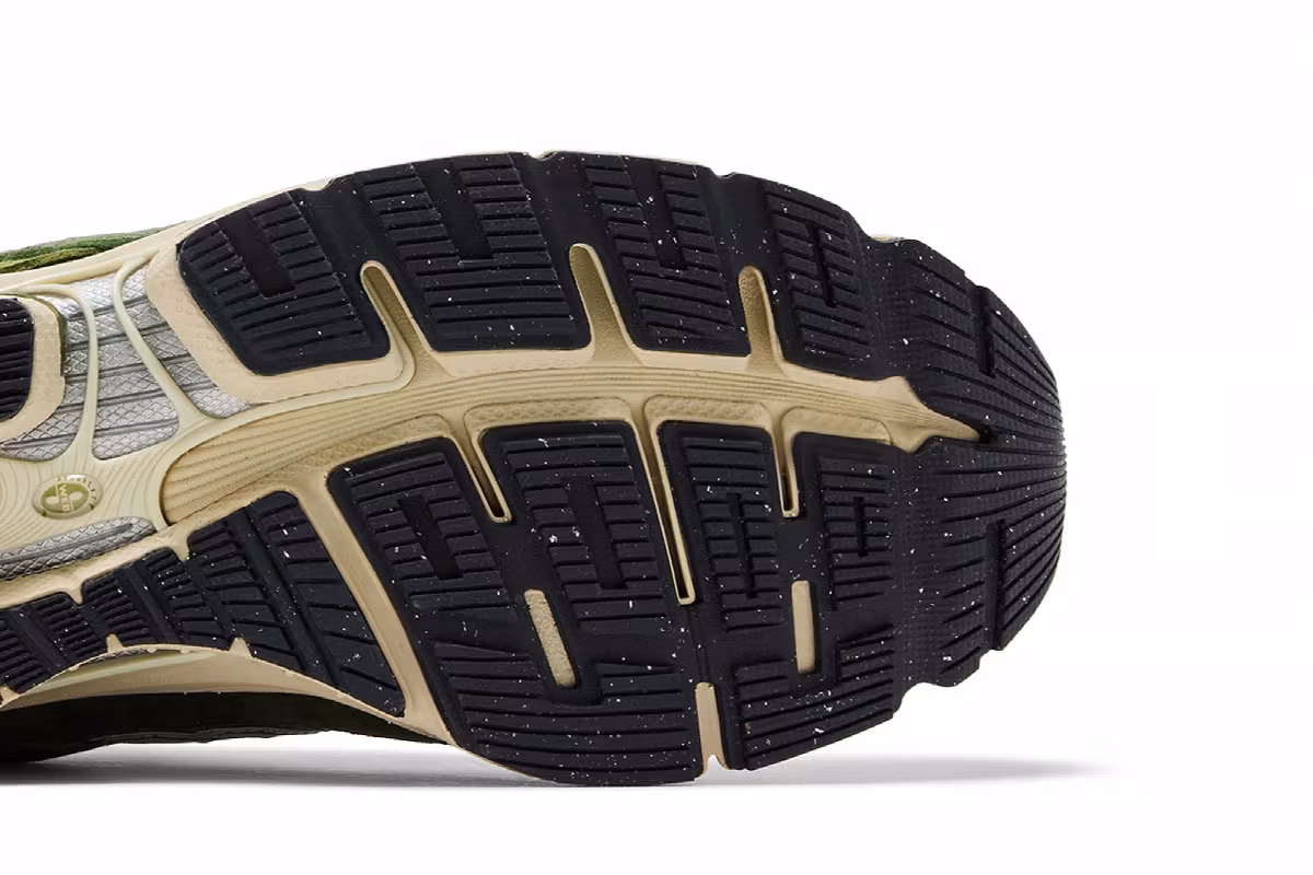 Kith x New Balance 2011 Leaf Green, view 6