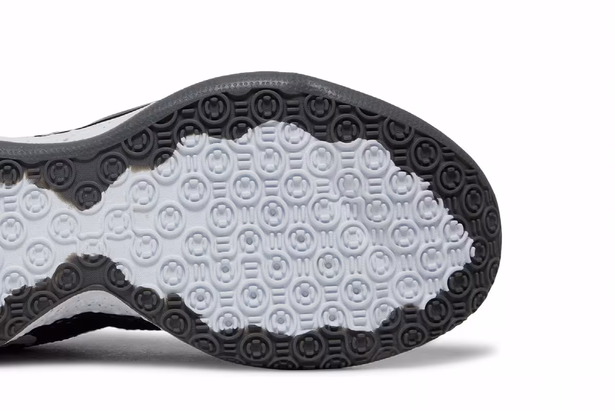 Nike PG 4 EP Oreo, view 6