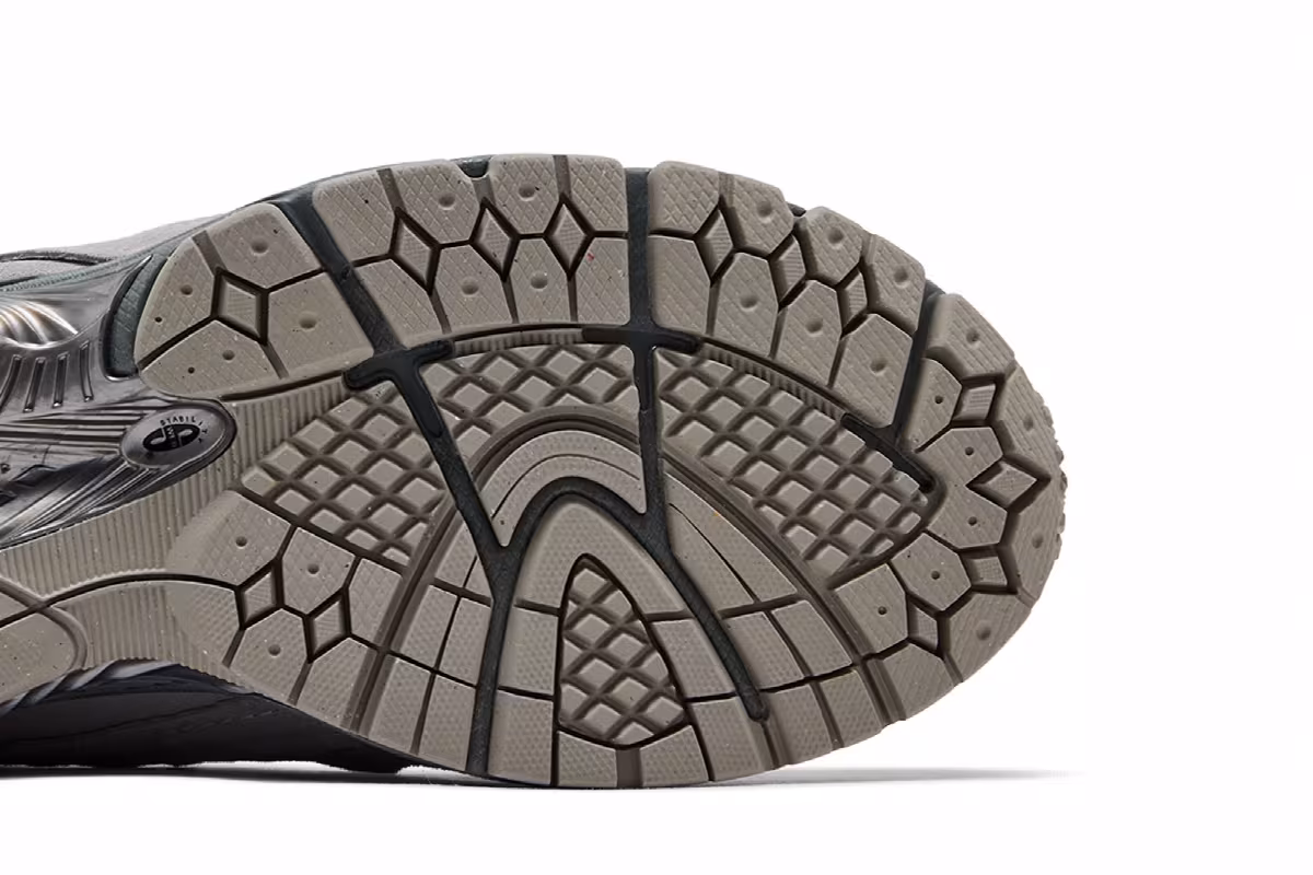 New Balance 2002R GORE-TEX Protection Pack - Slate Grey, view 6