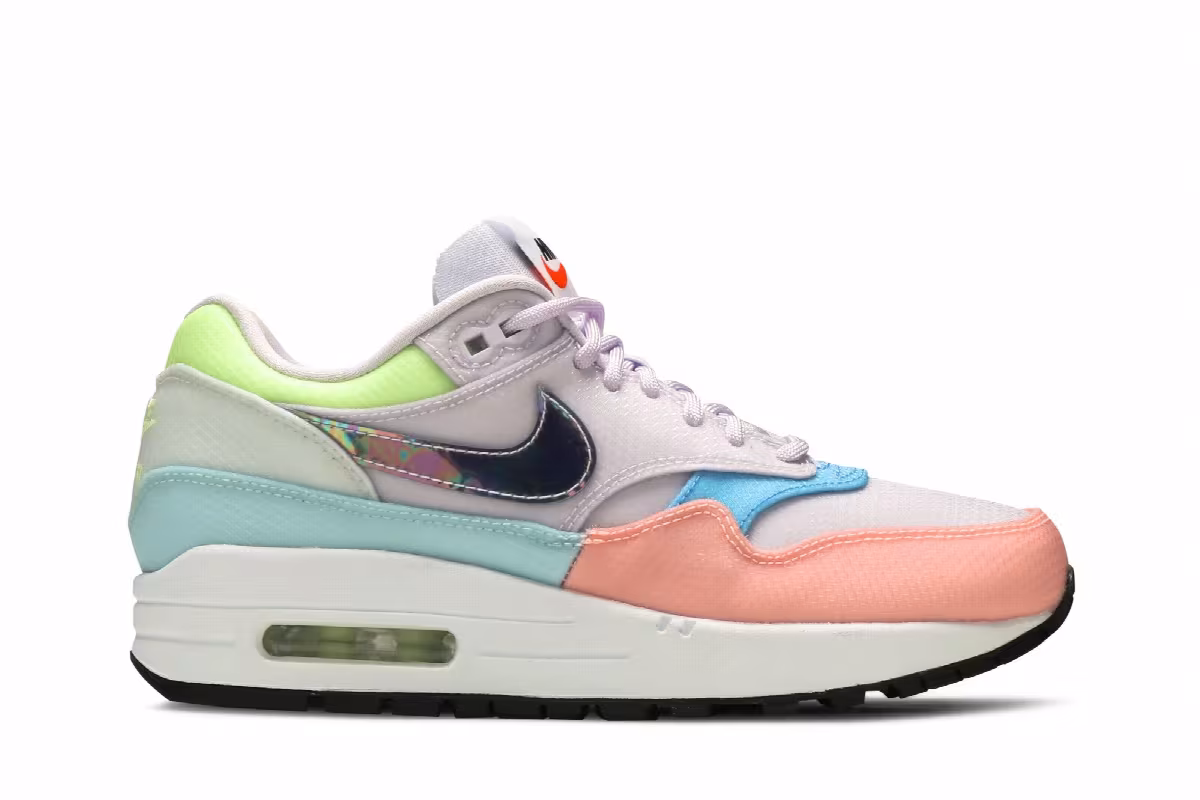 Nike Women's Air Max 1 Barely Grape, view 2