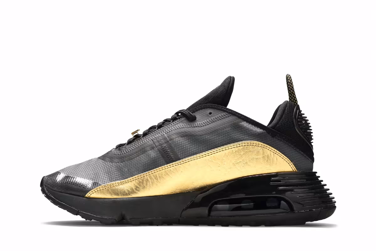 Nike Air Max 2090 Black Metallic Gold, view 4