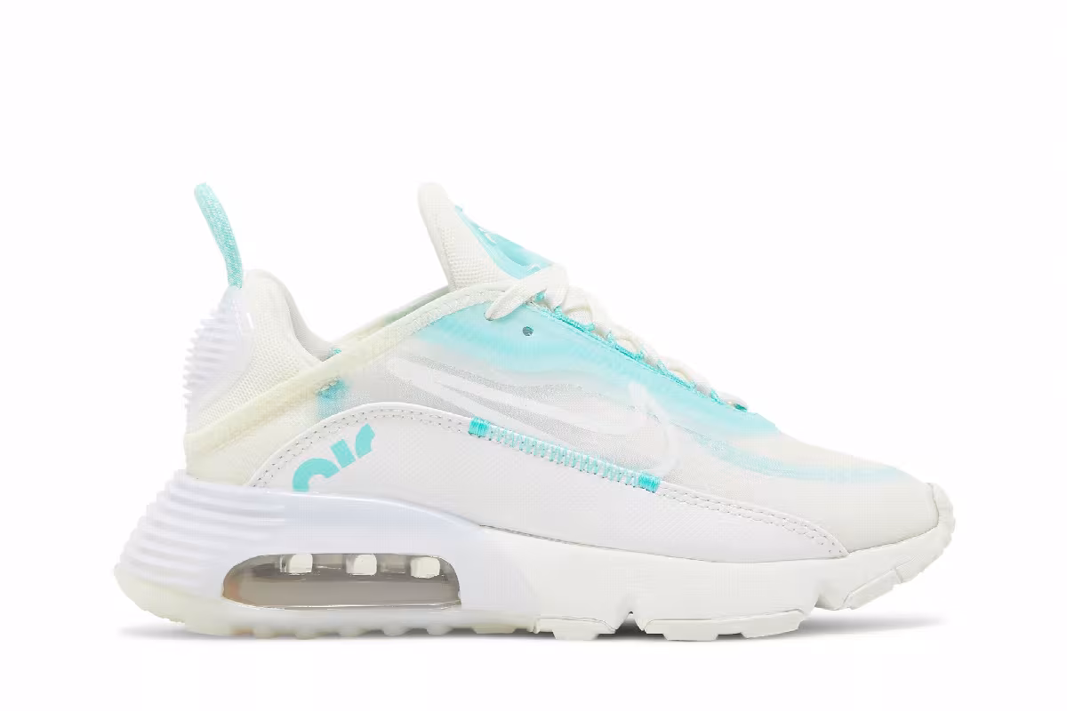 Nike Women's Air Max 2090 Aurora Green, view 2