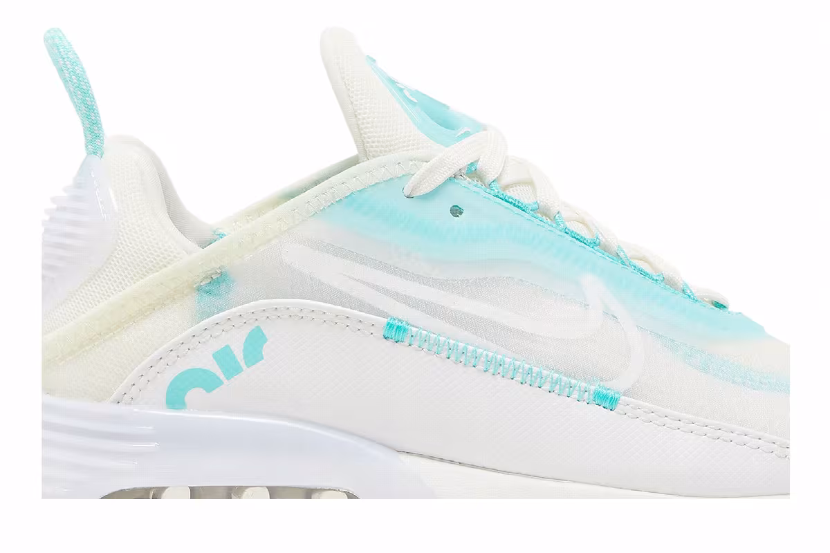 Nike Women's Air Max 2090 Aurora Green, view 3