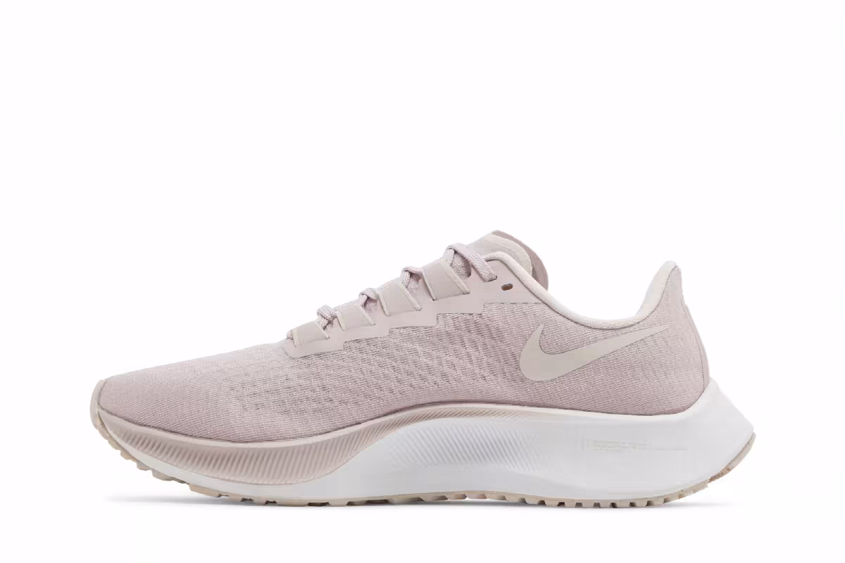 Nike Women's Air Zoom Pegasus 37 Champagne, view 4