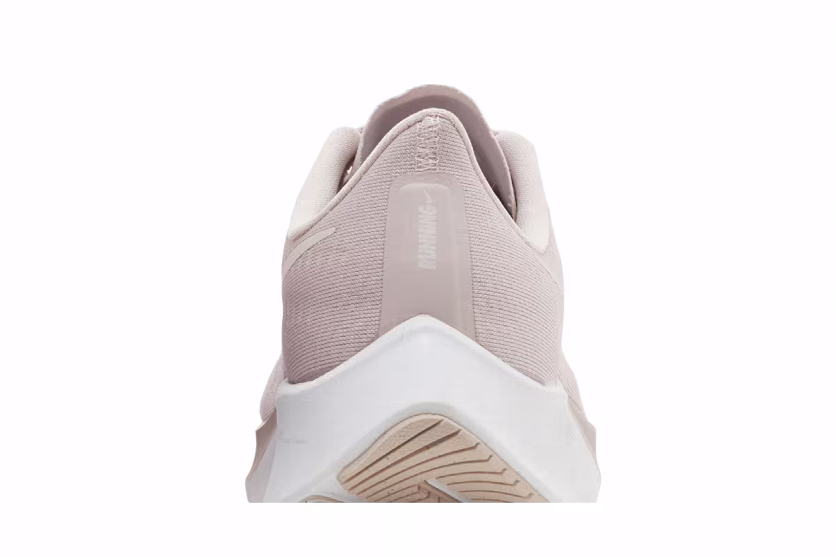 Nike Women's Air Zoom Pegasus 37 Champagne, view 8
