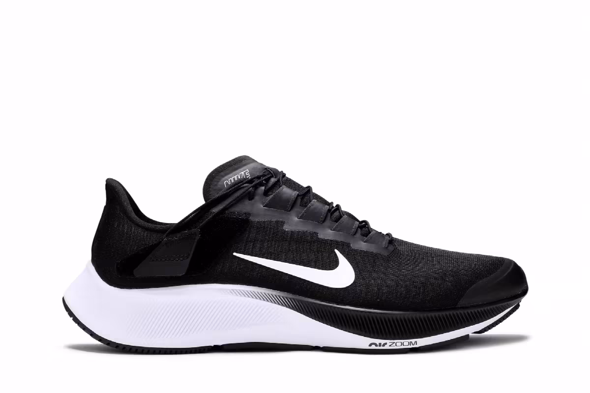 Nike Air Zoom Pegasus 37 FlyEase Black White, view 2