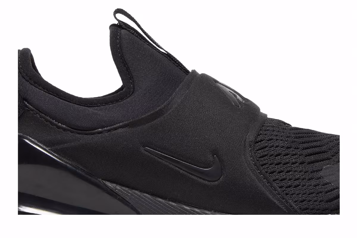 Nike Air Max 270 Extreme GS Triple Black, view 3