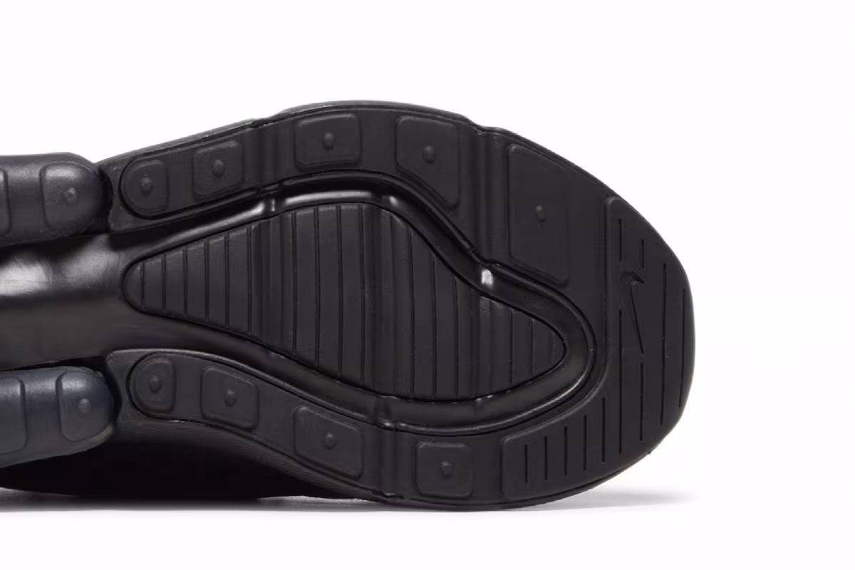 Nike Air Max 270 Extreme GS Triple Black, view 6