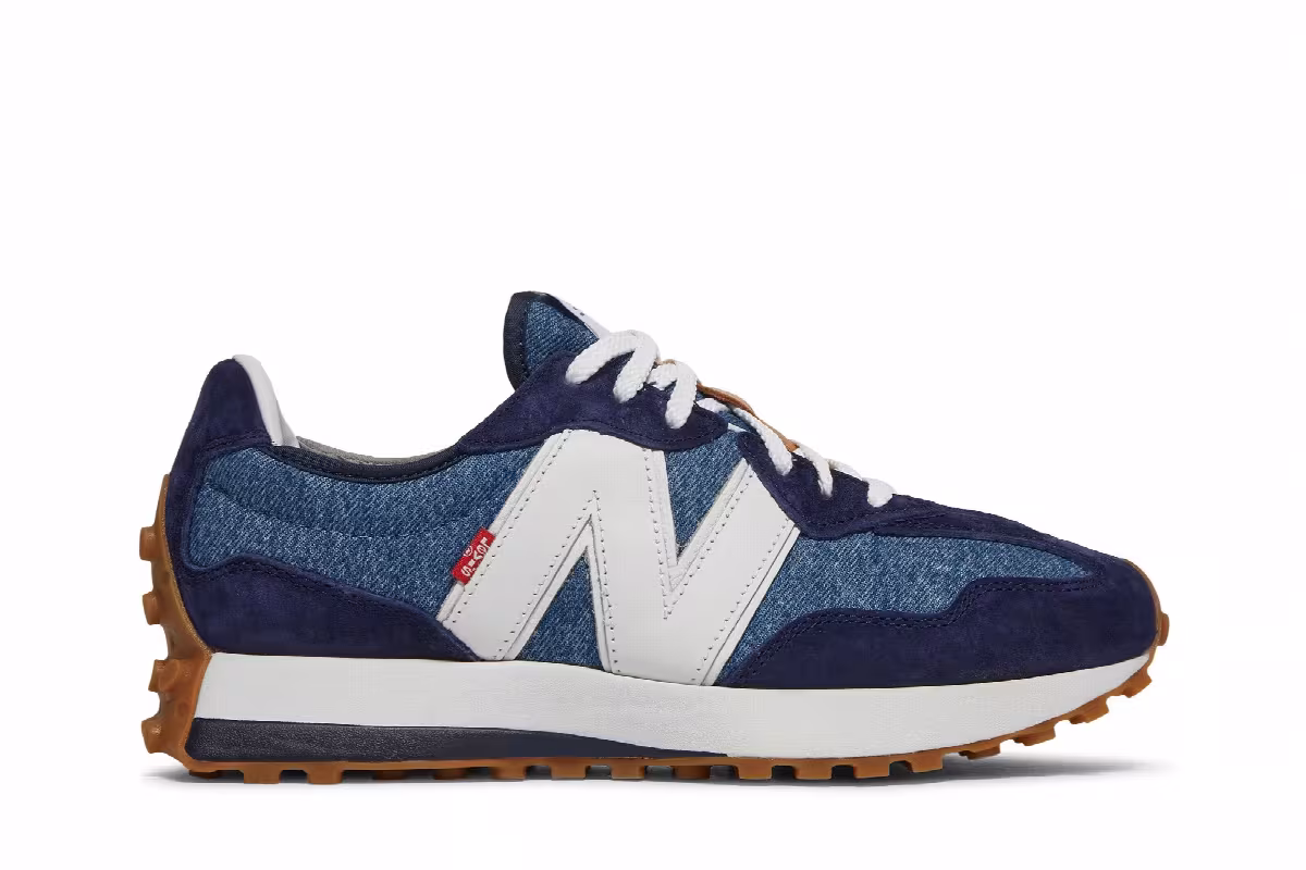 Levi's x New Balance 327 Indigio Denim, view 2