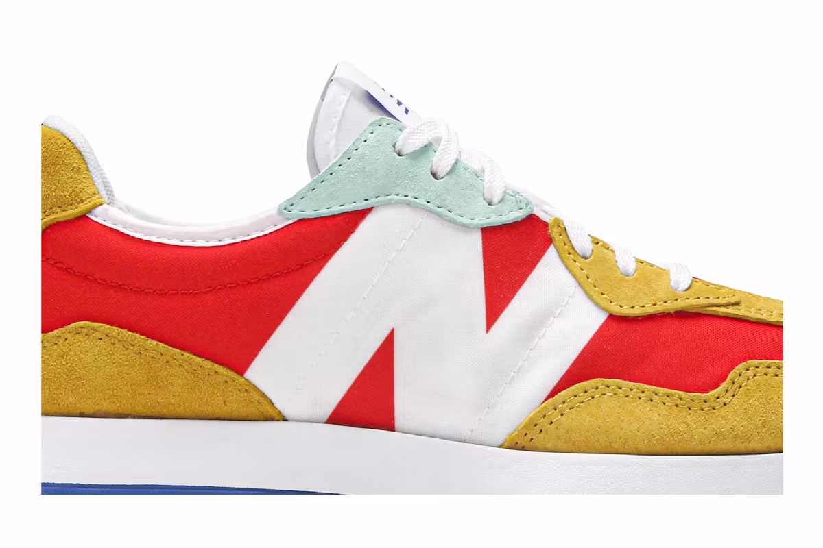 New Balance Women's 327 Neo Flame, view 3