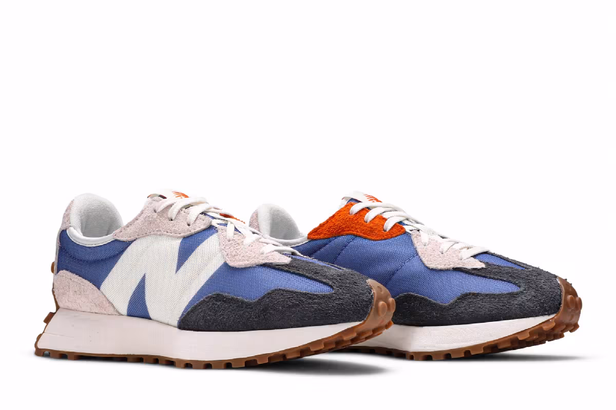 New Balance Women's 327 Magnetic Blue, view 9
