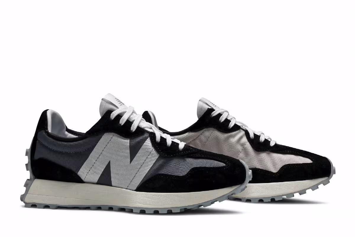 New Balance Women's 327 Black White, view 9