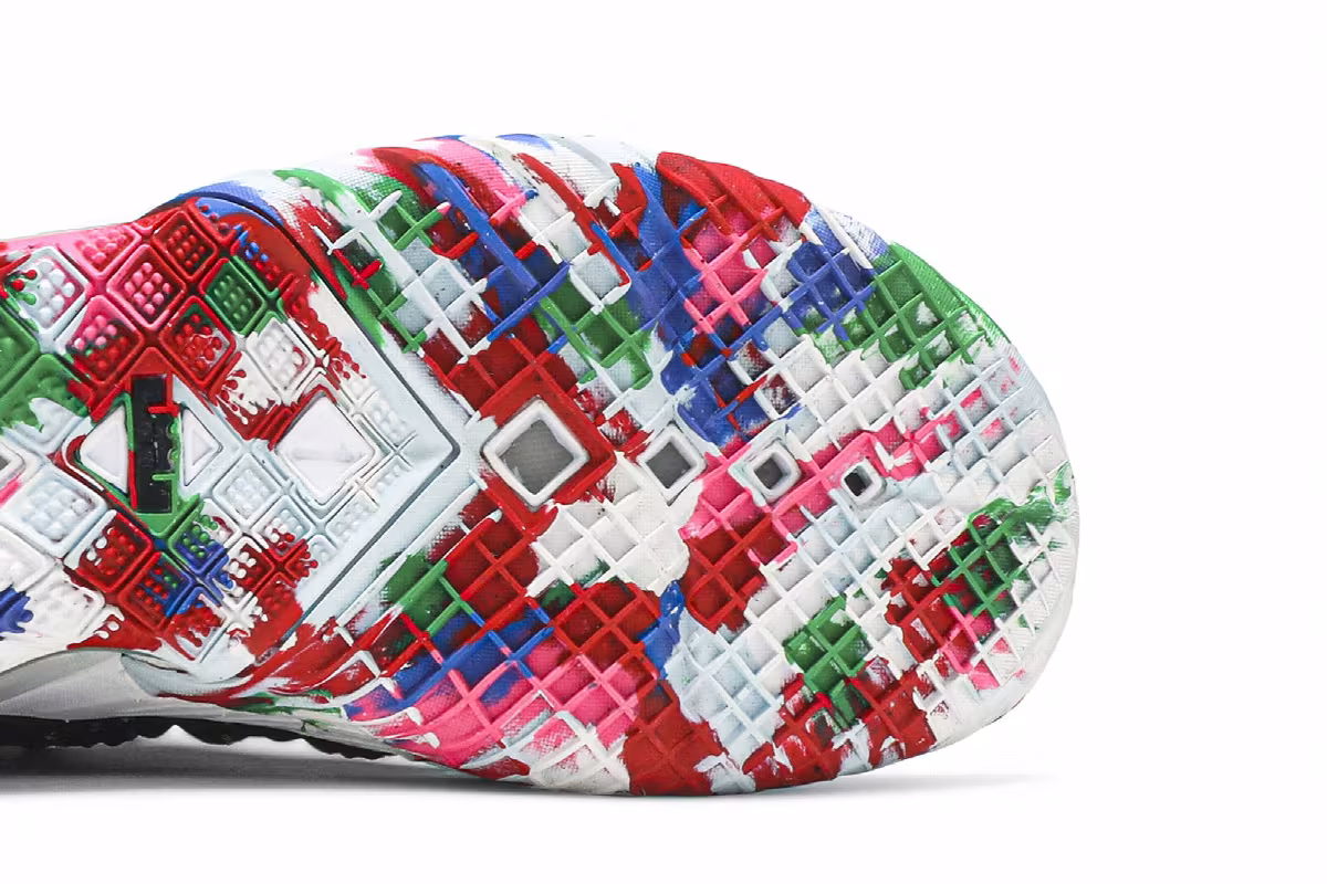 Nike LeBron 18 James Gang, view 6