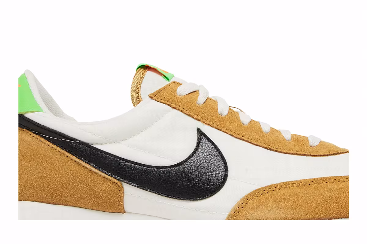 Nike Women's Daybreak Wheat, view 3