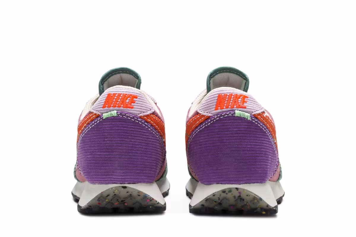 Nike Women's Daybreak Corduroy - Desert Berry, view 7