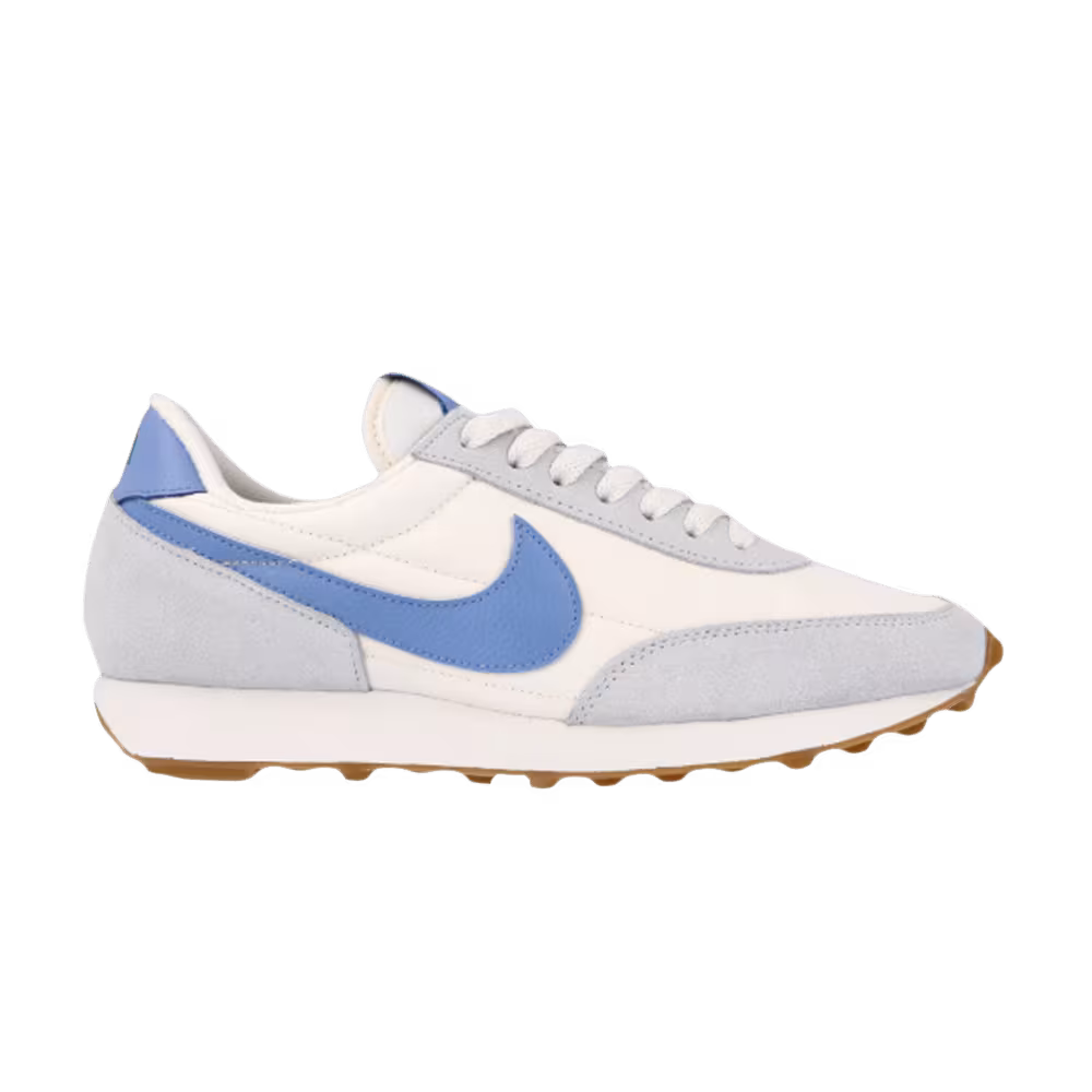 Nike Women's Daybreak Half Blue Pale Ivory