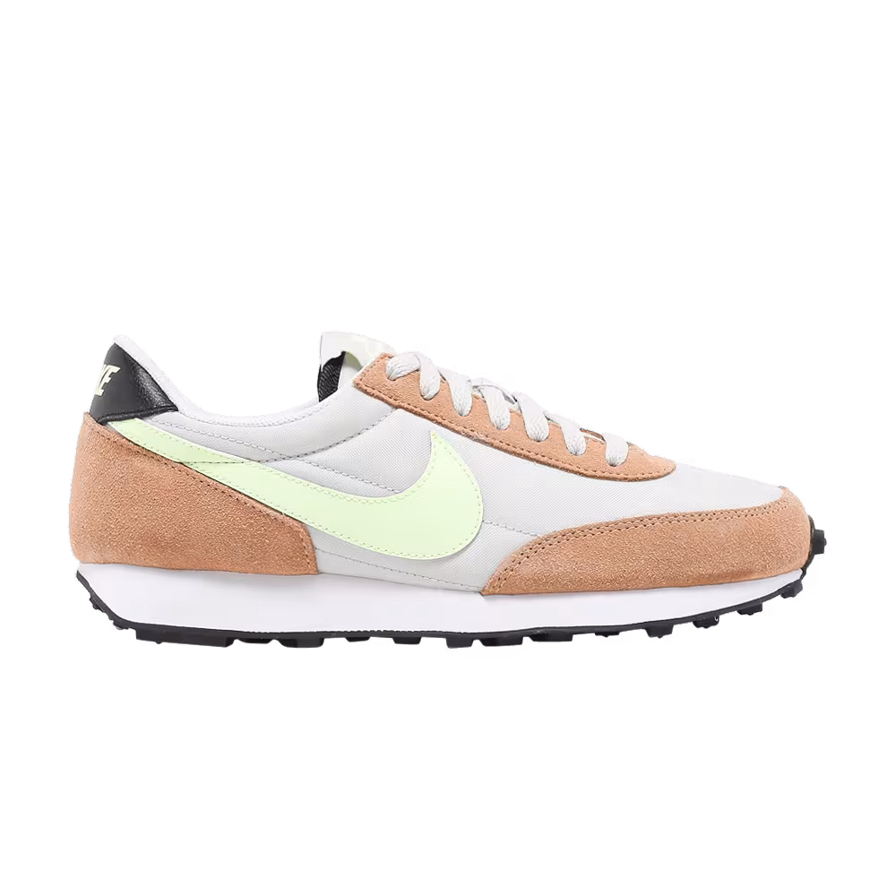 Nike Women's Daybreak Light Bone Barely Volt