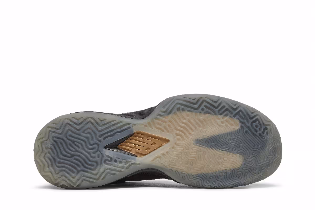 New Balance KAWHI Essential Black, view 5