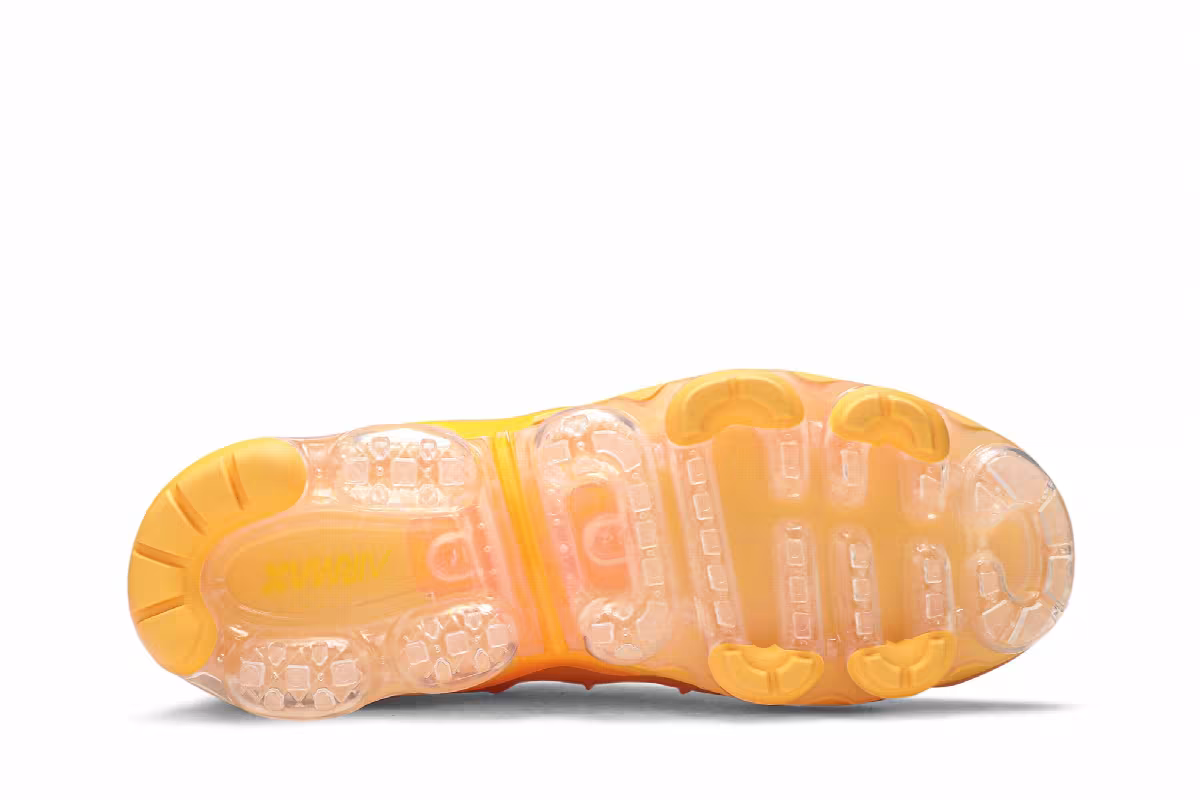 Nike Women's Air VaporMax Plus Orange, view 5